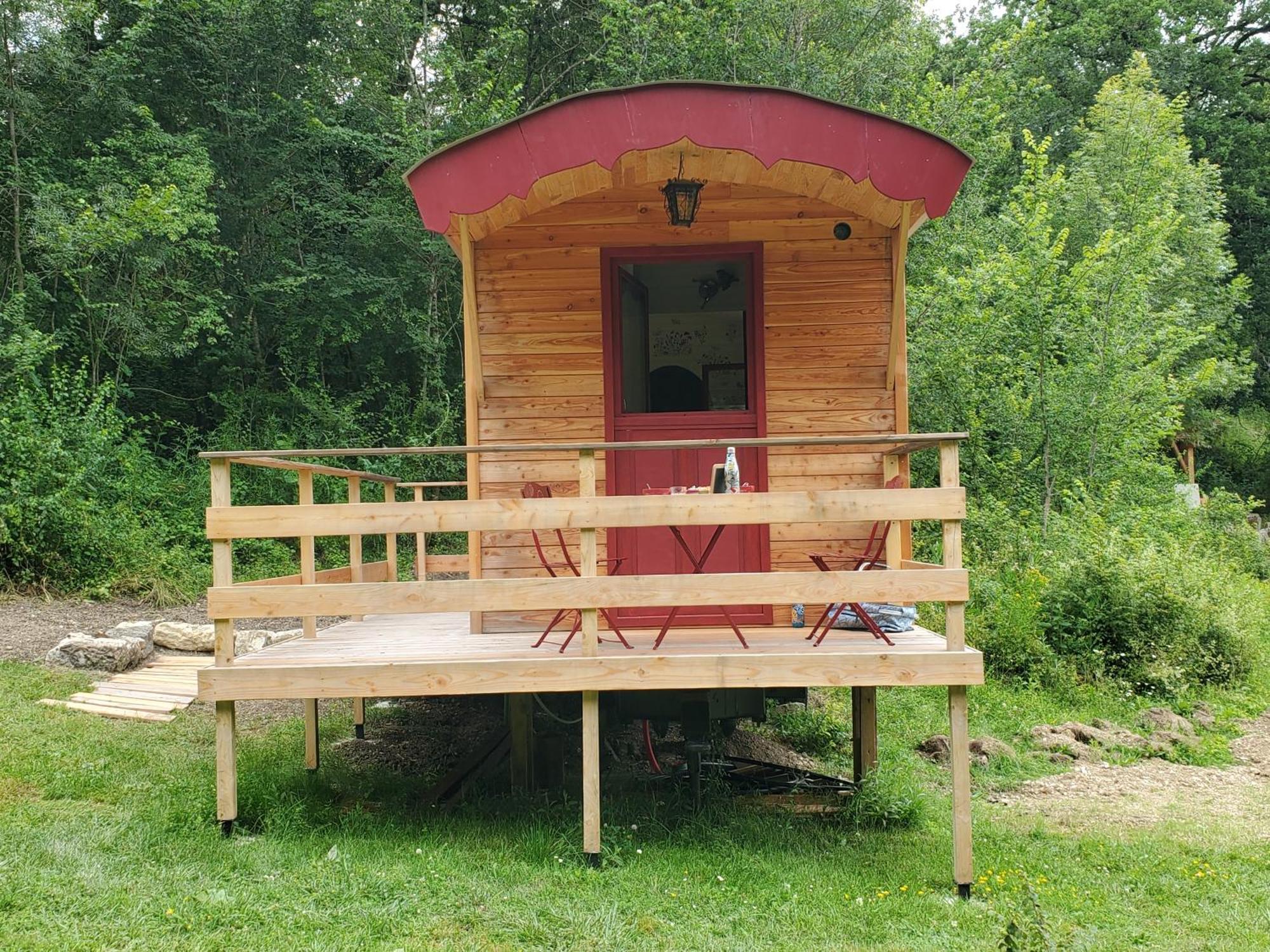 Le Val Du Pech Chantant Chambres D'Hotes Pern Exterior foto